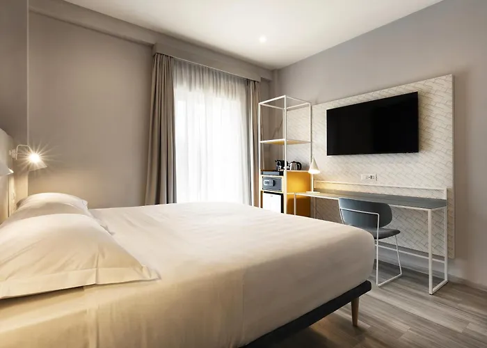 Otel Adesso 4*