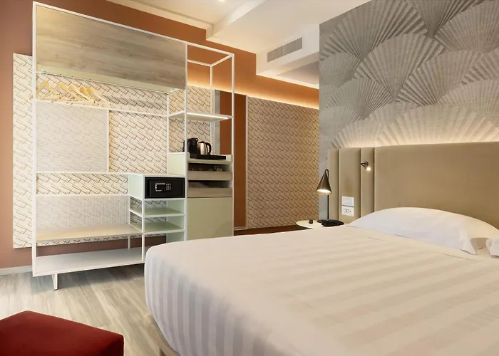 Adesso Hotel