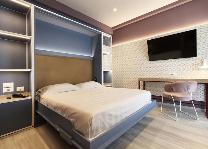 Otel Adesso 4*