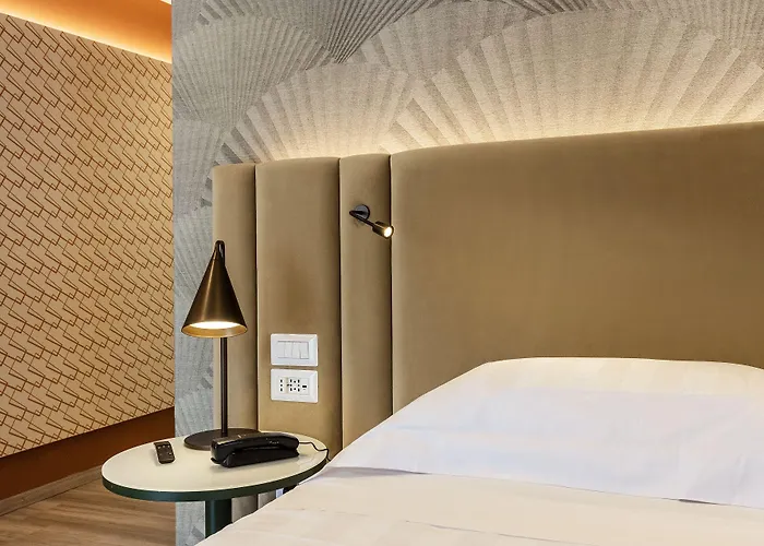 Hotel Adesso